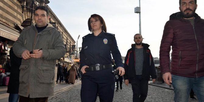 Sur, Kadın Eliyle Huzur Buluyor