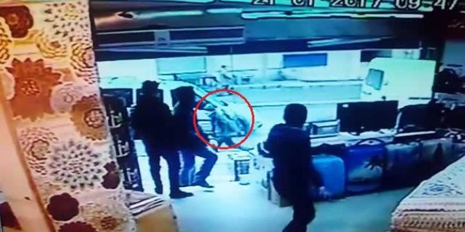 Esenyurt Saldırganı Kaçarken Kameralara Yakalandı