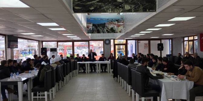 Lapseki Ak Parti İlçe Teşkilatı Kahvaltıda Buluştu