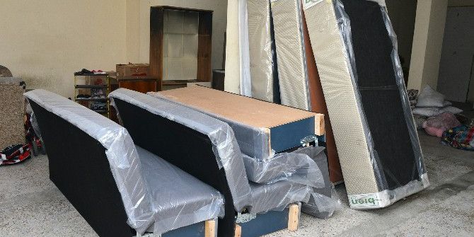 İha’nın Haberi Ses Getirdi, Yangın Mağduru Aileye Büyükşehir Belediyesi Yardım Etti