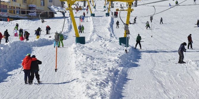 Tatilciler Uludağ’a Akın Etti