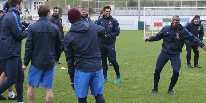 Castillo’dan Kolbastı Şov