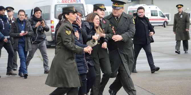 Şehit Kardeşinden Yürek Burkan Feryat: “Yürüyerek Gönderdik Tabutun Geldi”