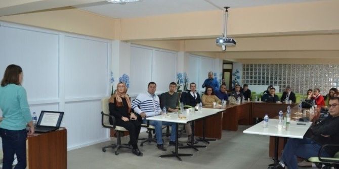 Bilecik’te Akılcı İlaç Bilgilendirme Semineri