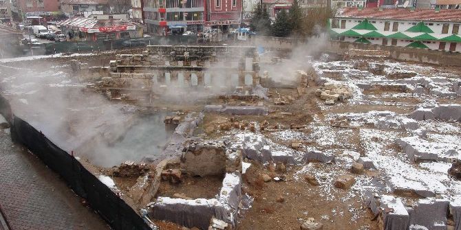 Yozgat’ta 2 Bin Yıllık Tarihi Roma Hamamı Görkemi İle Göz Kamaştırıyor