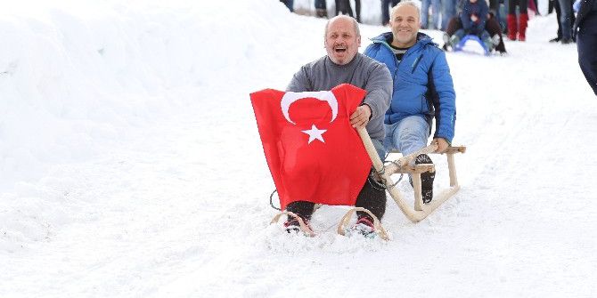 Artvin Ardanuç’ta Kar Şenliği
