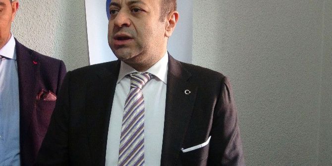 Eski Avrupa Birliği Bakanı Egemen Bağış’a Gençlerden Yoğun İlgi