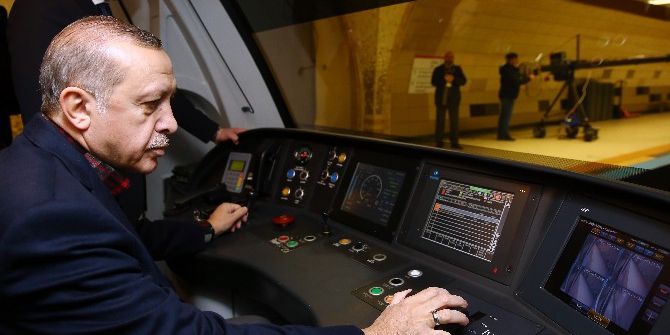 Cumhurbaşkanı Erdoğan Vatman Koltuğuna Oturdu