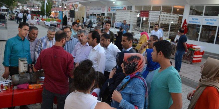 Kaymakam Erkan Ve Başkan Aksoy’dan Fuar Ziyareti