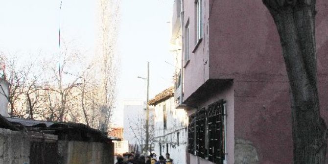 Sobadan Çıkan Yangında 1 Kişi Yaralandı