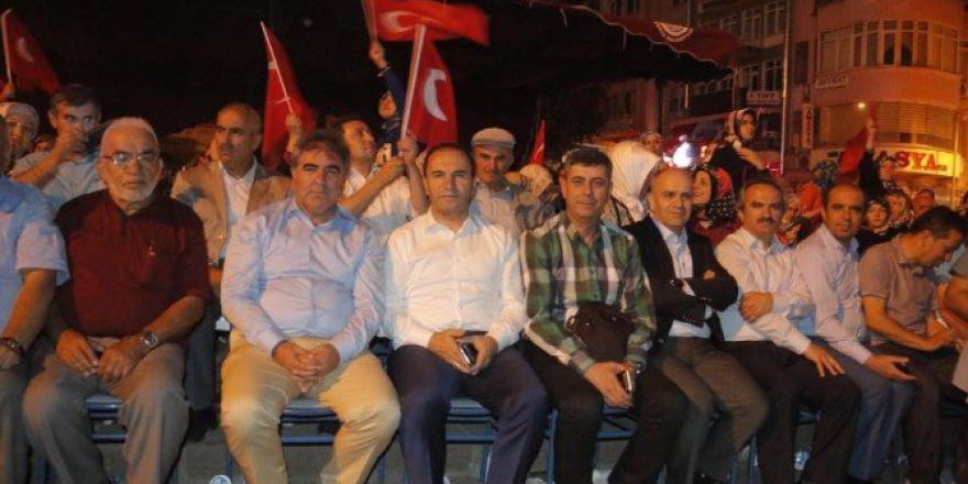 Amasyalılar Meydanı Boş Bırakmadı