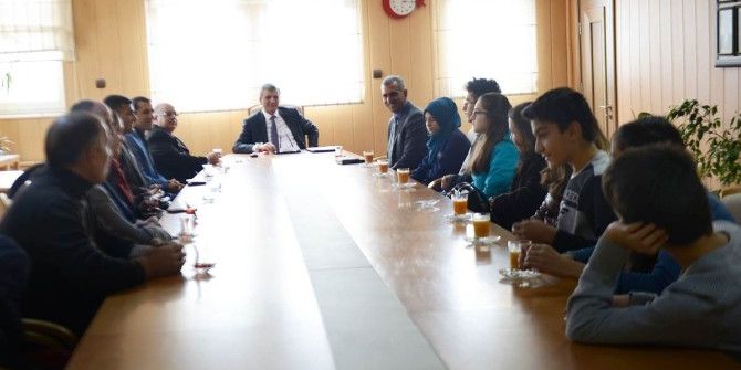 Vali Özefe, Teog Şampiyonlarını Misafir Etti