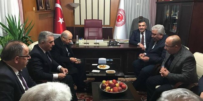 Ak Parti’li Milletvekilinden Mhp Genel Başkanı’na Patates İkramı