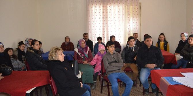 Besni Add 15 Genci İstanbul Gezisine Götürüyor