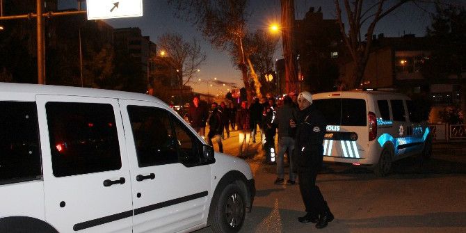 Şüpheli Şahıslar Polisi Harekete Geçirdi