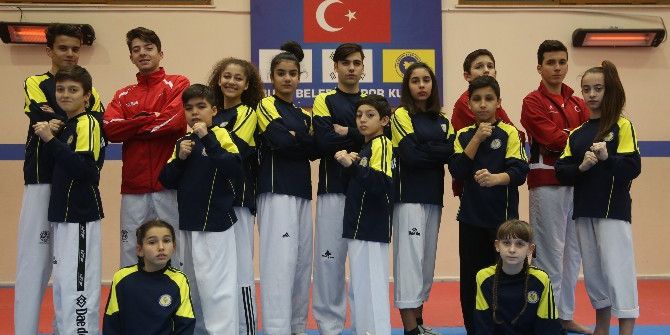 Buca’nın Demir Yumruklarından Olimpiyat Hazırlığı