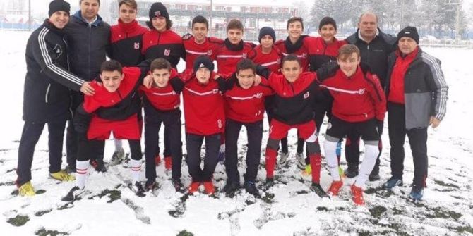 17 Maçta 16 Gol Atan Bedirhan Dikkat Çekti