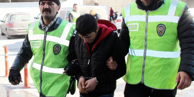 Konya’da Kartvizit Çetesine Polisten Suçüstü