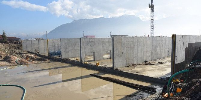 Atıksı Arıtma Tesisi İnşaatı Hızla İlerliyor