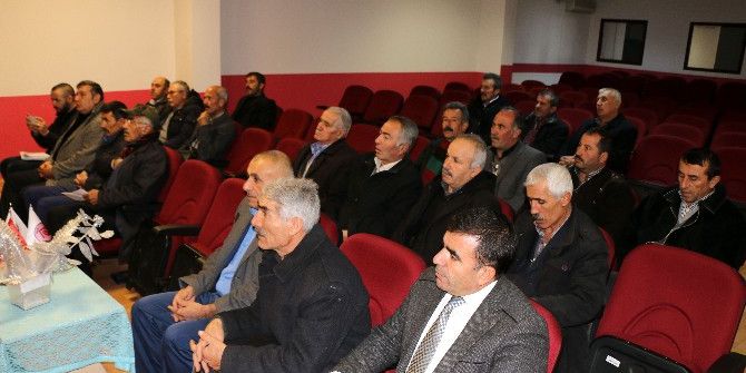 Hekimhan’da Muhtarlarla Toplantı Yapıldı
