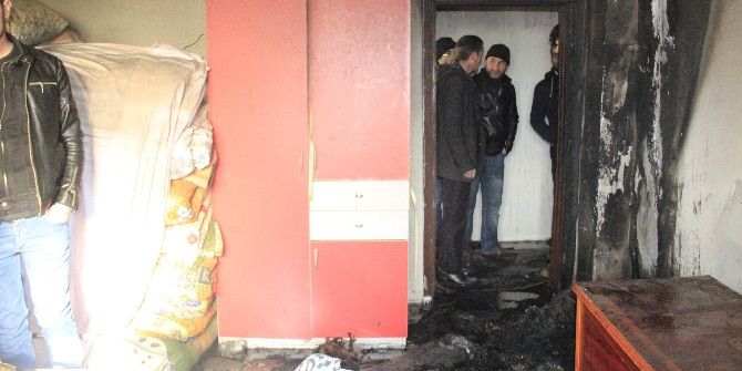 Hakkari’de Korkutan Yangın