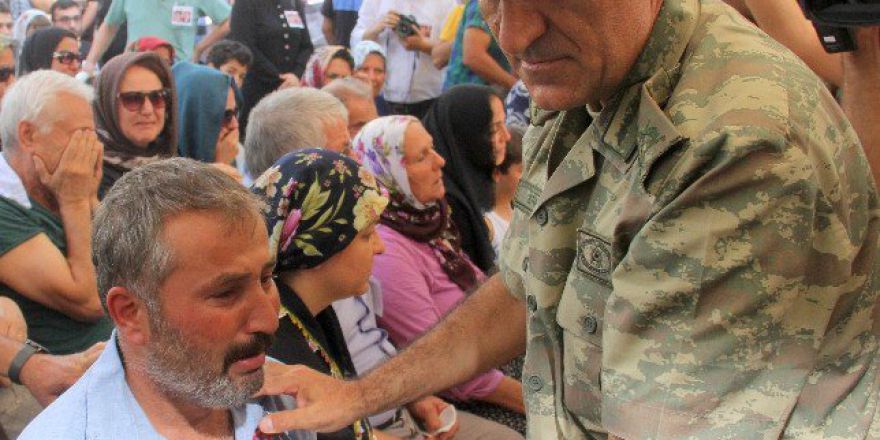 Darbeci Paşayı "Türk Askeri Katil Olmaz" Diyen Paşa Gözaltına Almış