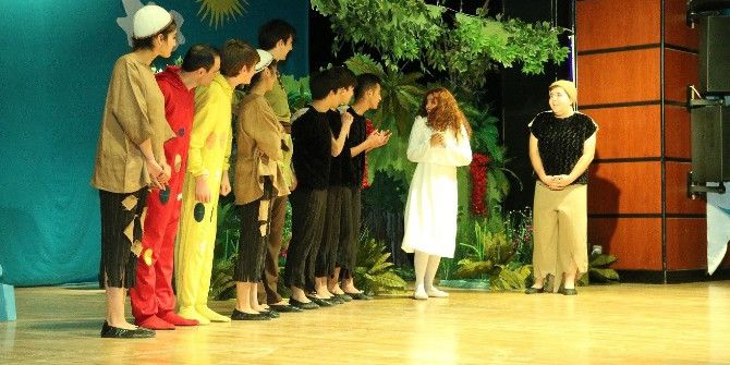 Büyükşehir’den Karne Hediyesi