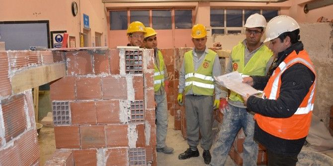 2017’nin İlk Mesleki Yeterlilik Sınavları Gerçekleştirildi