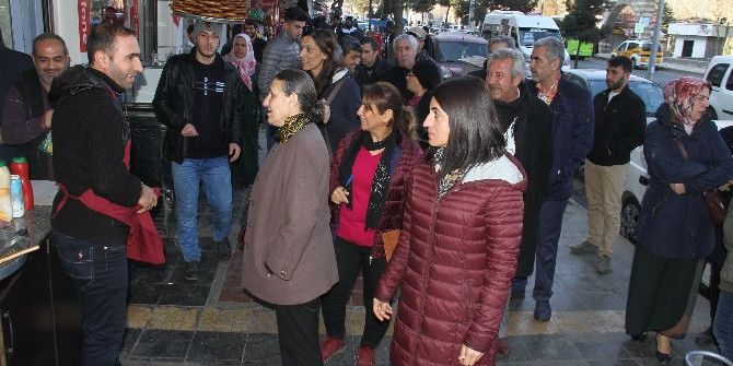 Bağlar Belediyesi Yöneticileri Esnafı Ziyaret Etti