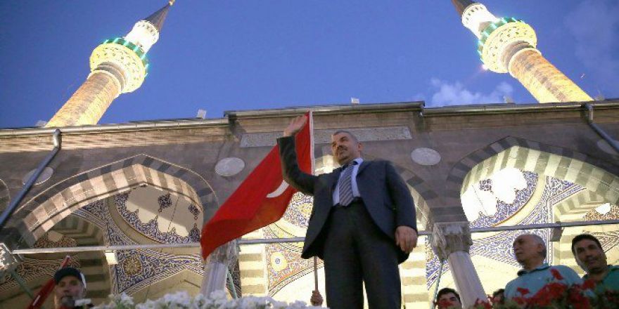 Başkan Çelik Demokrasi Nöbetini Terk Etmiyor