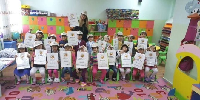 Orman Bölge Müdürlüğü’nden Karne Hediyesi