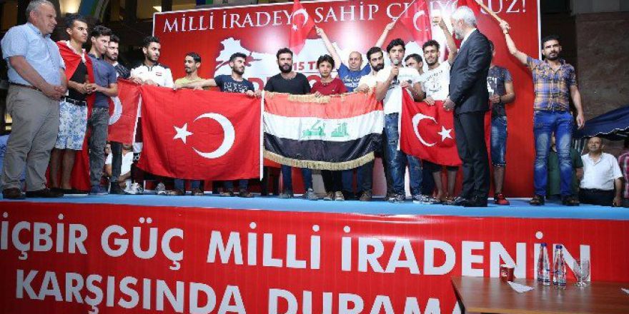 Suriyeliler Demokrasi Nöbetinde