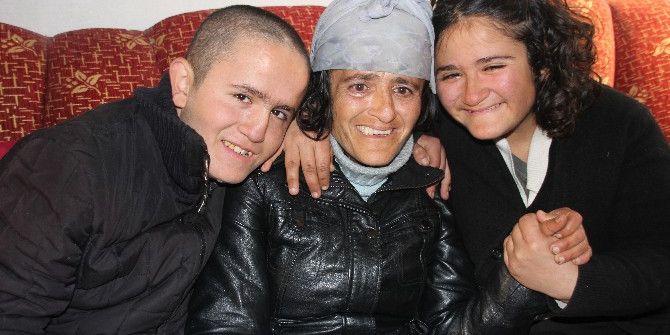 Harabe Evde Engelli Çocuklarıyla Yaşam Mücadelesi Veriyor