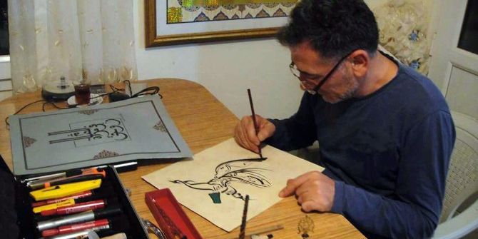 14 Bin Değerli Taşla 6 Ayda Yaptığı Esere Dünyadan Ödül Yağdı