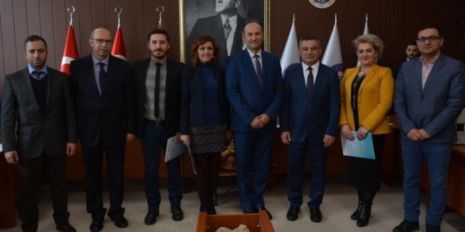 Kosovalı Akademisyenlere Sertifika Programı Düzenlendi