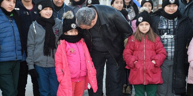 Şehit Ve Gazi Çocuklarının Kar Sevinci