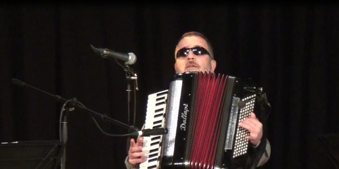 Balkan Rüzgarı Bergama’dan Esti