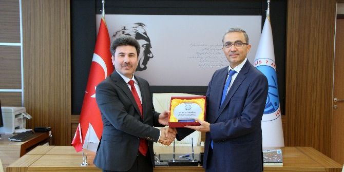 Rektörlük Devir Teslim Töreni Gerçekleştirildi