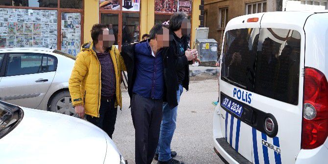 Kastamonu’da Husumetli Aileler Arasında Kavga: 2 Yaralı