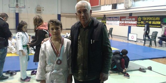 Marmaraereğlisi Belediye Spor Kulübü Başarıdan Başarıya Koşuyor