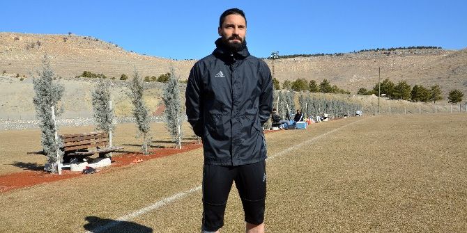 Evkur Yeni Malatyaspor’da Yiğitcan Erdoğan’dan Rehavet Uyarısı