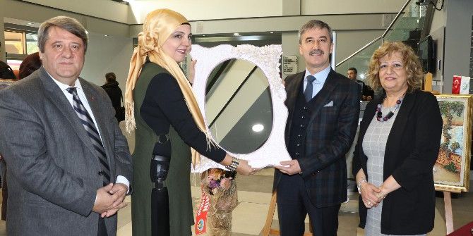 Masmek Eğitmeni İlk Kişisel Sergisini Açtı