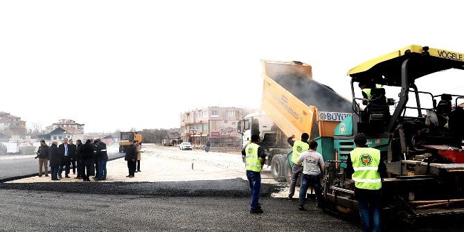 Çarmuzu’da Kavşak Düzenleme Çalışmaları Başladı