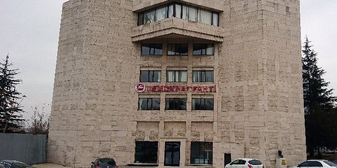 Bir Zamanların Anap Genel Merkezi’nin Arazisinde İcra Tartışması