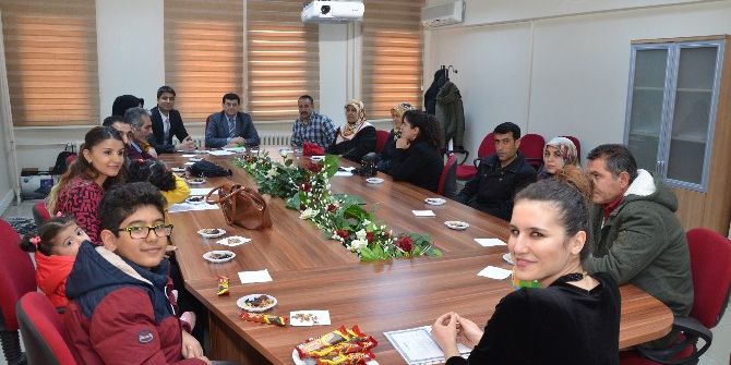 Müdür Bozdemir Koruyucu Ailelerle Bir Araya Geldi