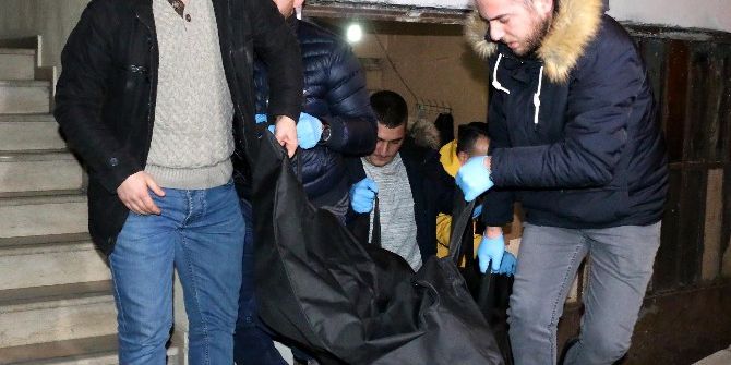 Şişli’de Bıçaklı Kavga: 1 Ölü