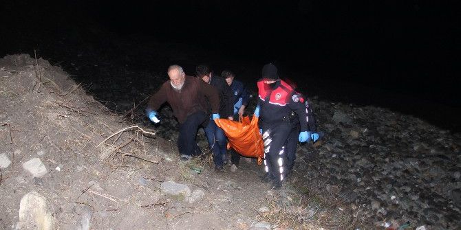 Nişanlı Çift Birlikte Ölüme Gitti