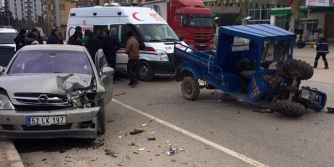 Otomobil İle Patpat Çarpıştı: 1 Yaralı