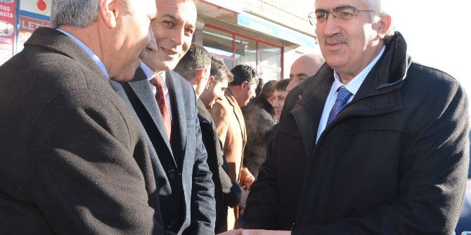 Ak Parti İl Başkanı Öz, Çat Ve Aşkale’de Konuştu