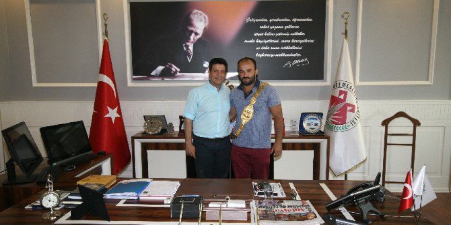 Döşemealtı Pehlivanları Kırkpınar’a Hazır